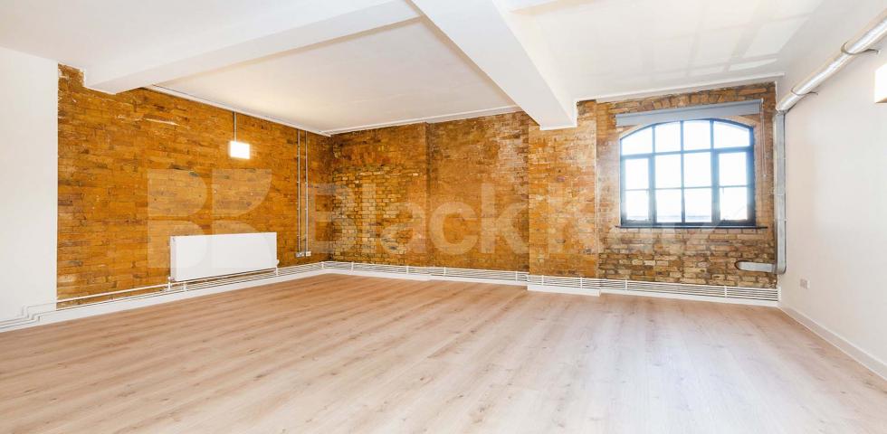 			2 Bedroom, 1 bath, 1 reception Apartment			 SPRINGFIELD HOUSE LOFTS-TYSSEN STREET, DALSTON/HAGGERSTON